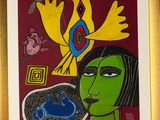 une image d'une peinture représentant une femme avec un oiseau sur la tête
