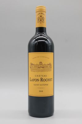 une bouteille de vin « Château Rocchett » sur fond blanc