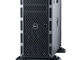 un serveur Dell portant le logo Dell sur le dessus