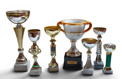 Lot de COUPES. H. 37 cm pour la plus grande