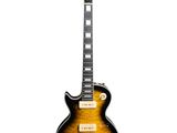 gros plan d'une guitare sur fond blanc
