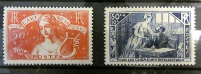 deux timbres représentant une femme et un homme
