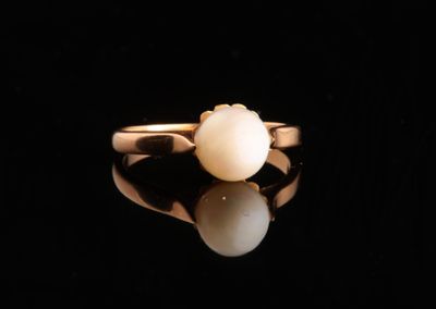 Bague jonc en or jaune 18 carats avec perle de culture - Photo 1