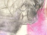 dessin représentant le visage d'une femme tenant un pinceau à la main