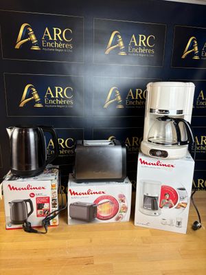 Lot Moulinex bouilloire, grille pain et cafetière à filtre