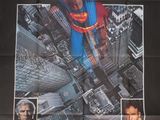 une affiche de cinéma pour le film « Superman » se déroulant en ville
