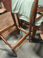 8 chaises bois style scandinave, une petite table ronde stra… (photo 2)