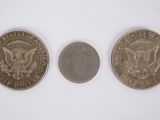 three quarters of the united states are shown on a white surface