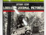 la couverture d'un livre sur laquelle figure l'image d'une voiture dans les bois