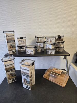 Lot 16 boîtes hermétiques 0,46l, 0,60l, et 1,8 l - Photo 1