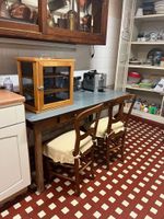 LOT de mobilier comprenant :