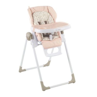 une chaise haute pour bébé rose et blanche