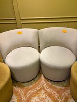 2 Petits fauteuils MOBITEC, beige, assise tournante, petites…