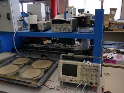 1 Ensemble Comprenant : 1 Oscilloscope Agilent Ds05034a, 300…