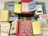 beaucoup de livres sur la table ensemble sur la table