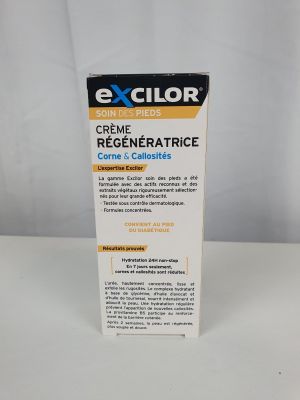 un gros plan sur une boîte de crème posée sur une table