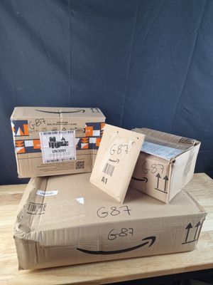 Lot de 4 colis Mystere (Retour Amazon,NPAI, Adresse incomplete, Destoc - Photo 1