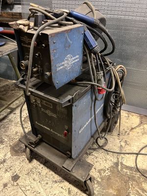 a machine that is sitting on top of a table