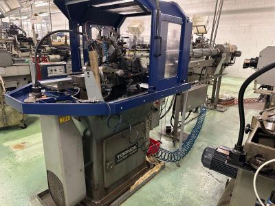 une image d'une machine dans une usine