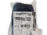 un sac de nourriture posé sur une table