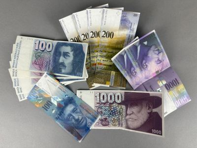 Lot de BILLETS francs Suisses (4400 francs) comprenant : - 1… - Photo 1