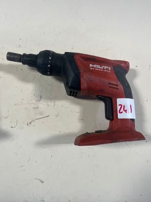 une perceuse filaire rouge et une perceuse filaire noire filaire filaire filaire filaire filaire filaire filaire filaire filaire filaire filaire