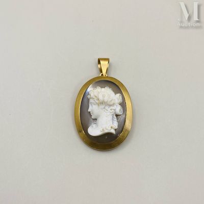 Broche or et camée Broche en or jaune 18k (750 millièmes) or… - Photo 1