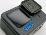 a camera that is sitting on top of a table