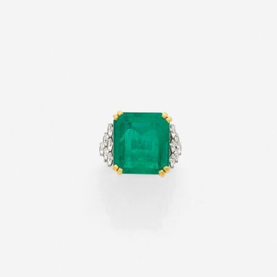 an emerald and diamond ring