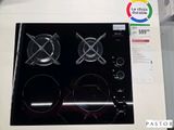 une plaque de cuisson noire équipée de deux feux