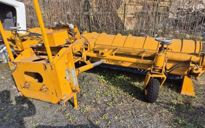 Balai sur roues de marque FIMOKAR.