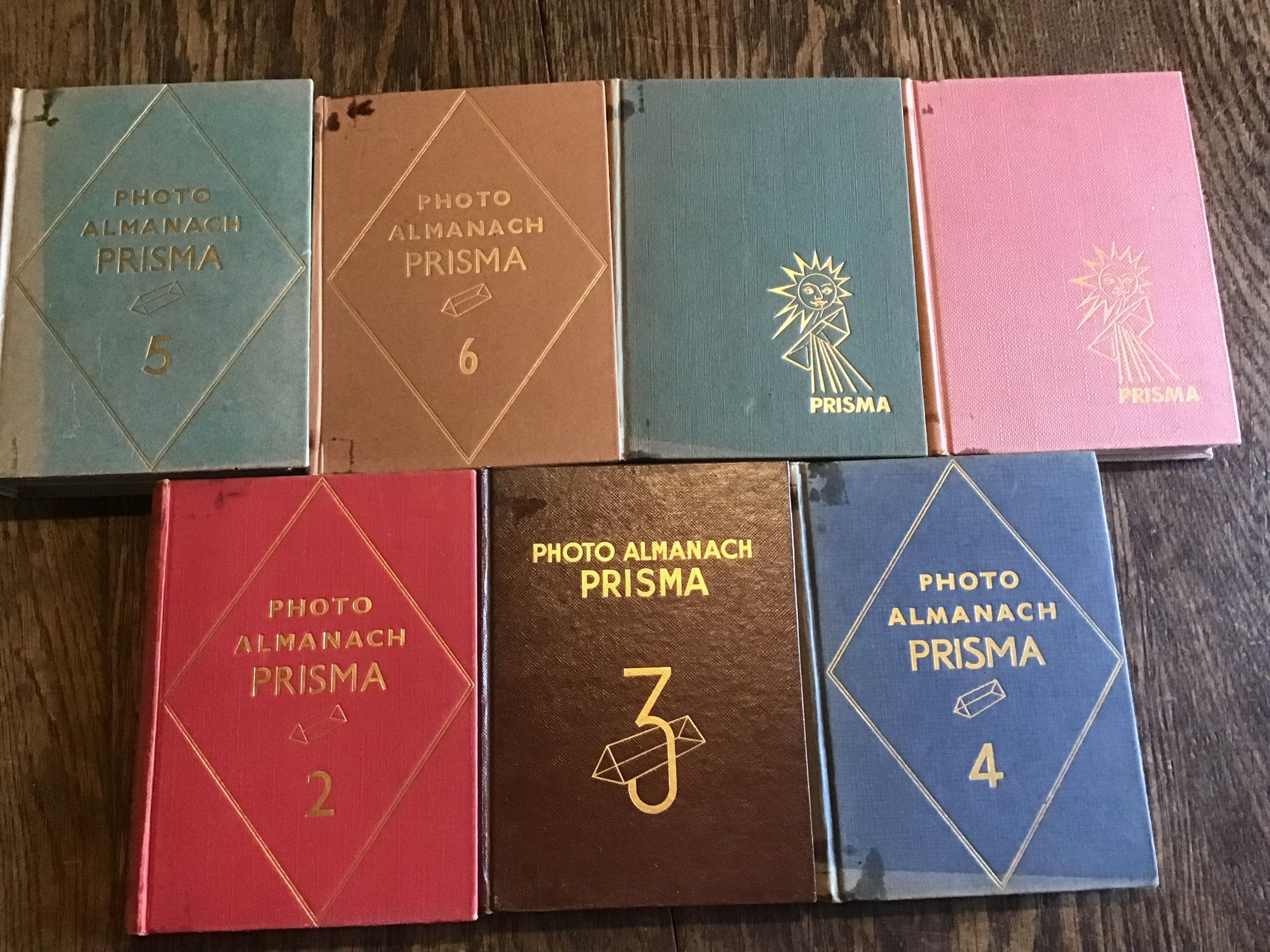 Photo Almanach Prisma 7 ouvrages du n°2 au n°8