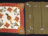 deux morceaux de tissu ornés de motifs sur un fond noir