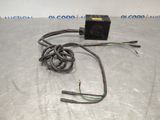a picture of an electrical device that is sitting on top of a table