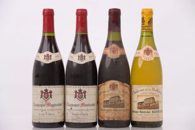 trois bouteilles de vin sont posées les unes à côté des autres sur une surface blanche