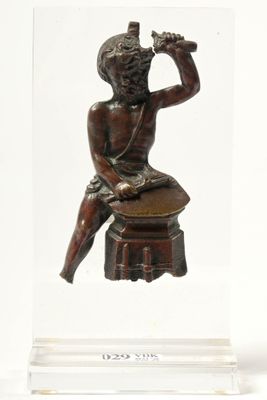 Fragment de bas-relief en bronze à patine brune figurant "Vu…