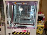 une machine placée au milieu d'une pièce