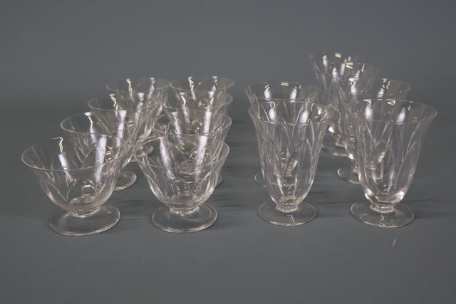 DAUM Nancy – Partie de service de verres en cristal comprenant 8 ...
