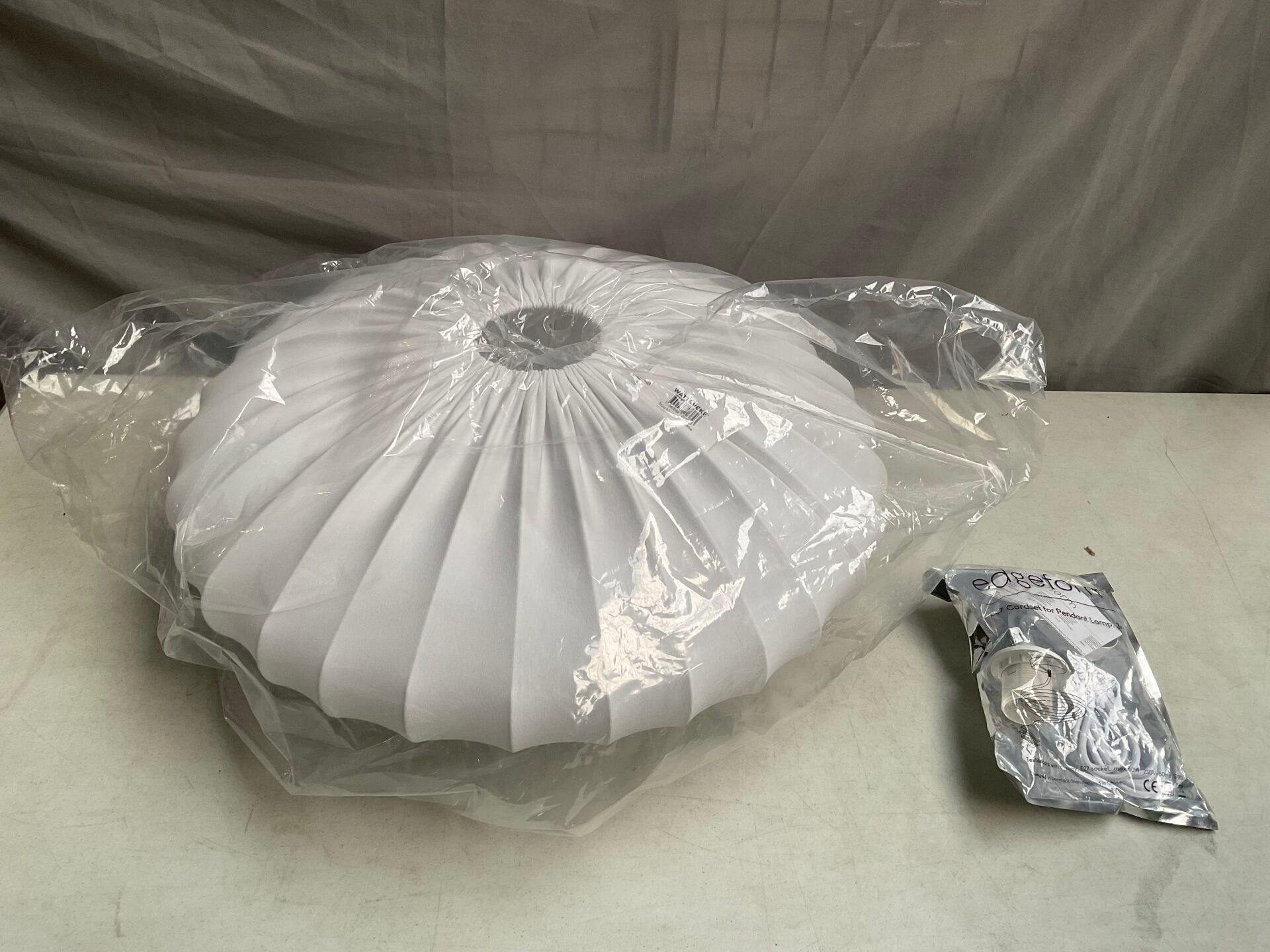 Abat-jour WATT&VEKE Mod. Ellipse en coton blanc (Diam.