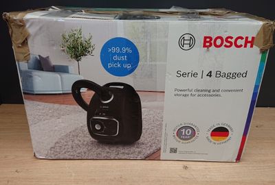 Aspirateur traineau sac - BOSCH Serie 4 BGB41BA1 - Rayon d'a…