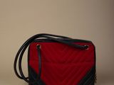 sac à bandoulière matelassé rouge et noir
