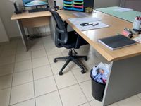 Bureau d'angle en mélaminé