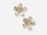 une paire de boucles d'oreilles en diamant et en or 18 carats