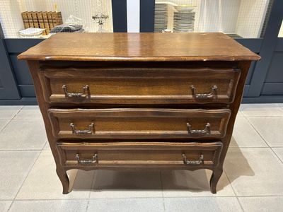 Commode en bois naturel ouvrant par 3 tiroirs. Dimensions 80 x 89 x 43 - Photo 1