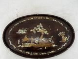 a picture of a plate with a painting on it