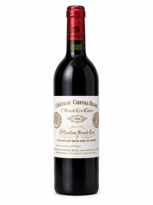 bouteille de vin rouge du Château Chevalle, grand cru, grand cru