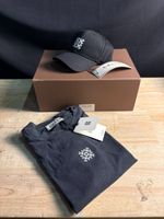 Lot de la marque Caleb Paris:
