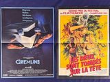 deux affiches de cinéma représentant un homme portant un casque et une femme portant un chapeau