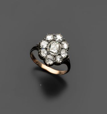 une bague à grappes de diamants, par van cleef