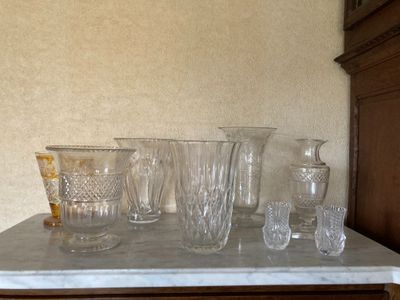 VAL SAINT LAMBERT Vase en cristal moulé à décor alvéolé losa…